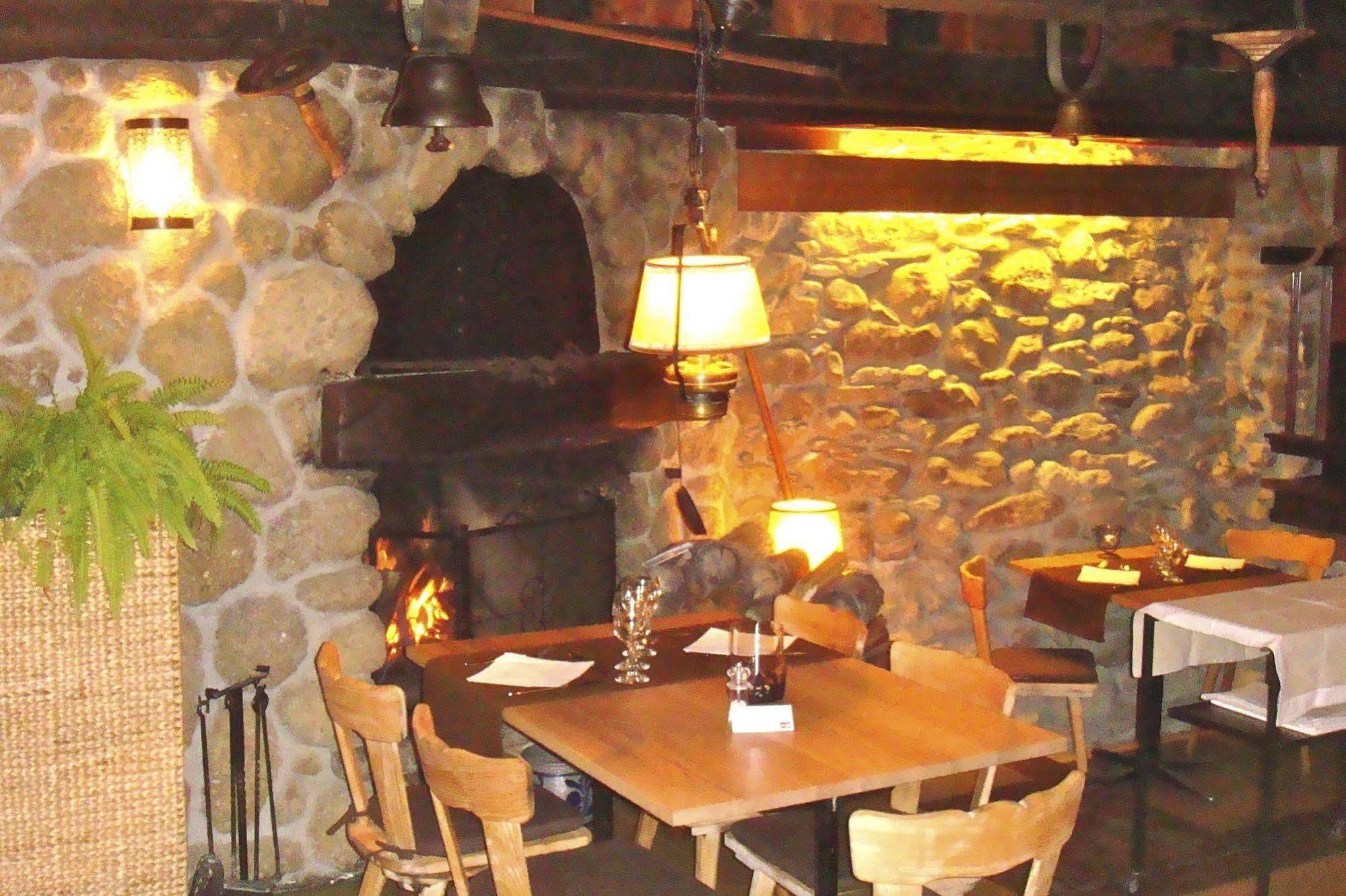 Hotel Restaurant Les Lilas Les Diablerets Exterior photo